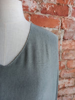MADE IN ITALY olive knit with silver lining