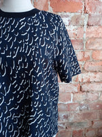 COUNTRY ROAD navy printed top